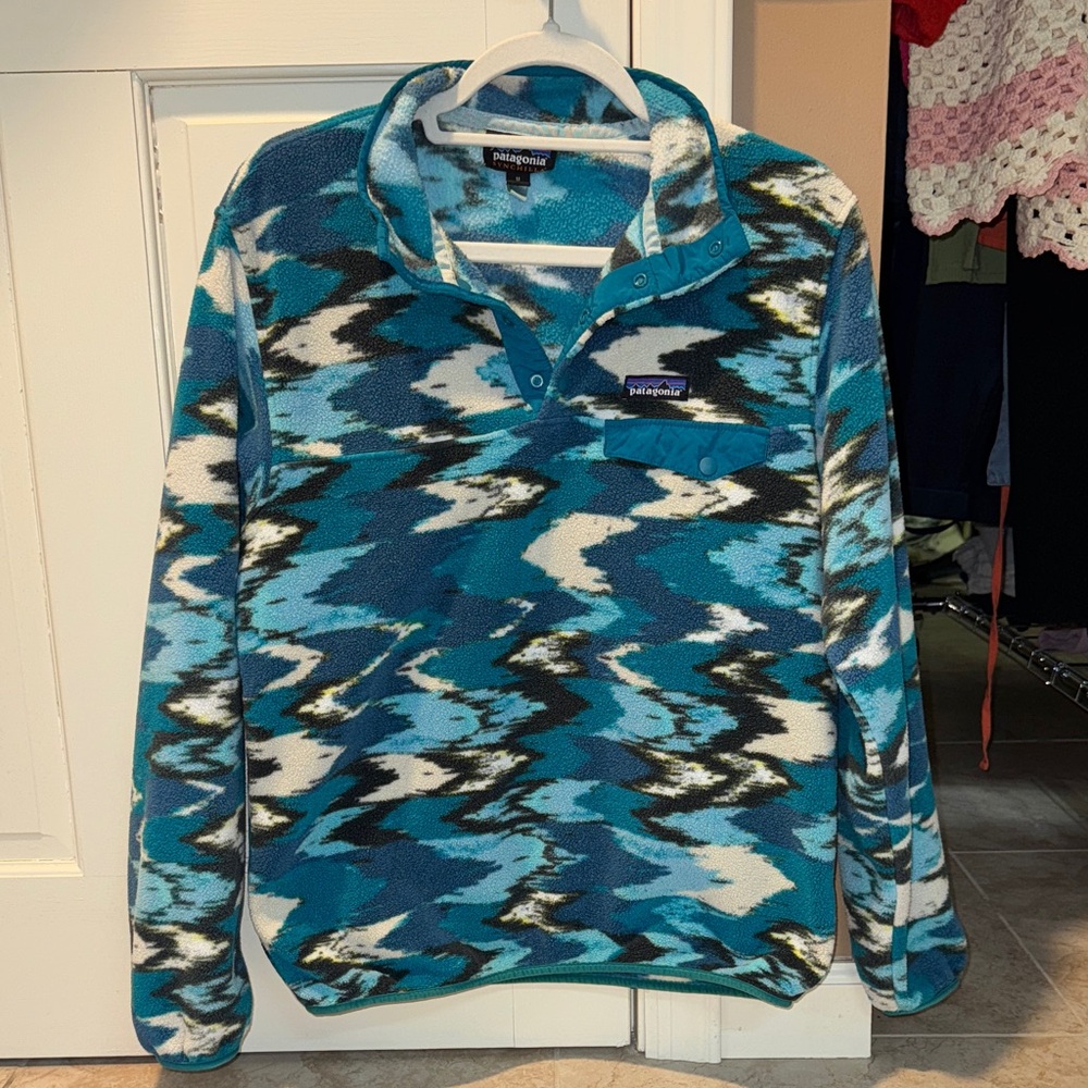 Patagonia Women's Blue Patterned Fleece